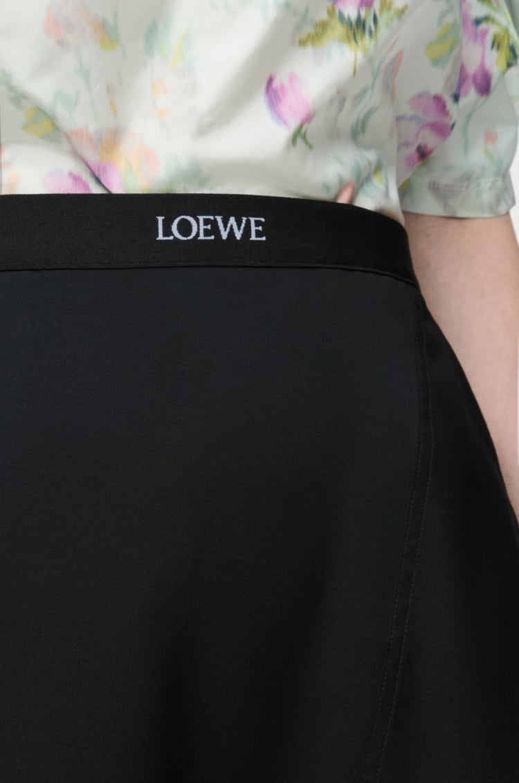 LOEWE 羊毛不對稱設計裙 黑色