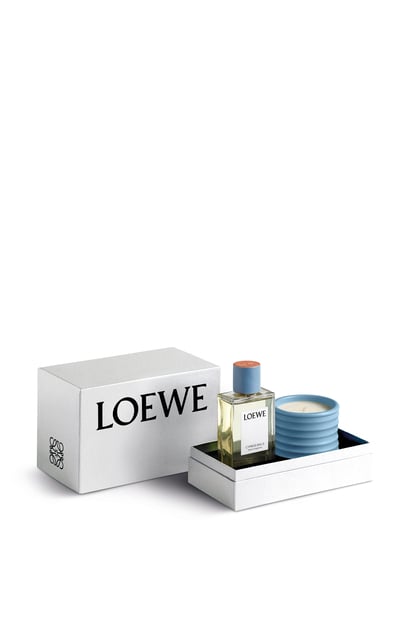 LOEWE Cypress Balls candle and room fragrance 淺藍色 plp_rd