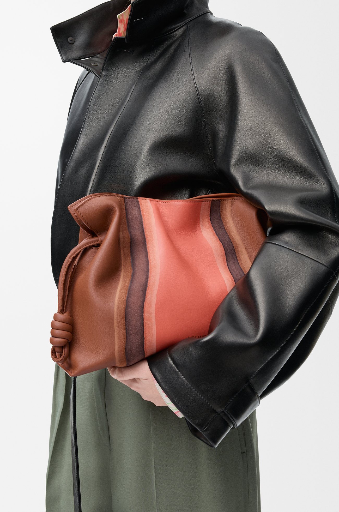 LOEWE Medium Flamenco clutch in nappa calfskin Pecan/Parrot Pink