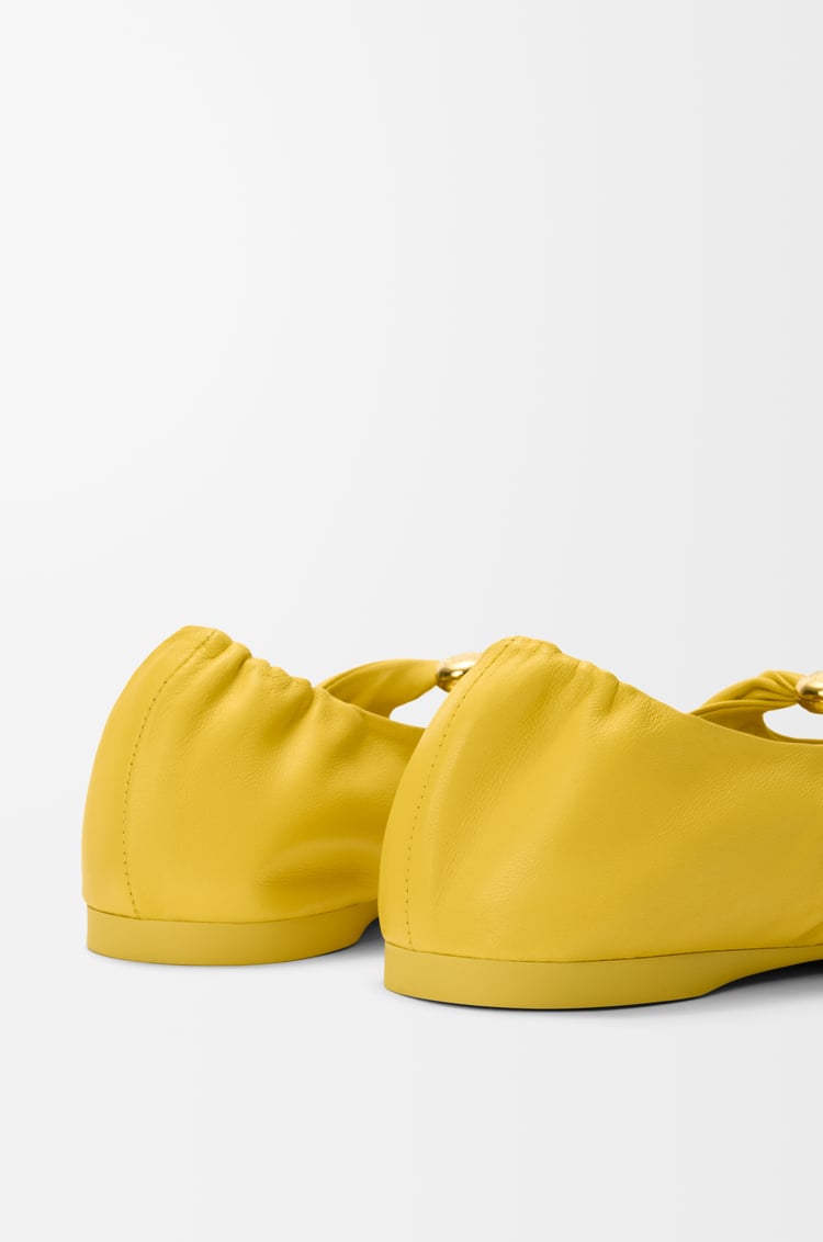 LOEWE ペブル ソフト バレリーナ（ナパラム） ダンデライオン