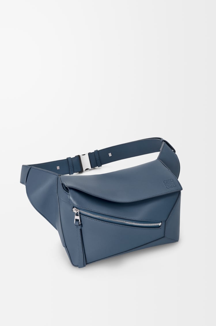 LOEWE 小型經典小牛皮 Puzzle 腰包 靛藍色