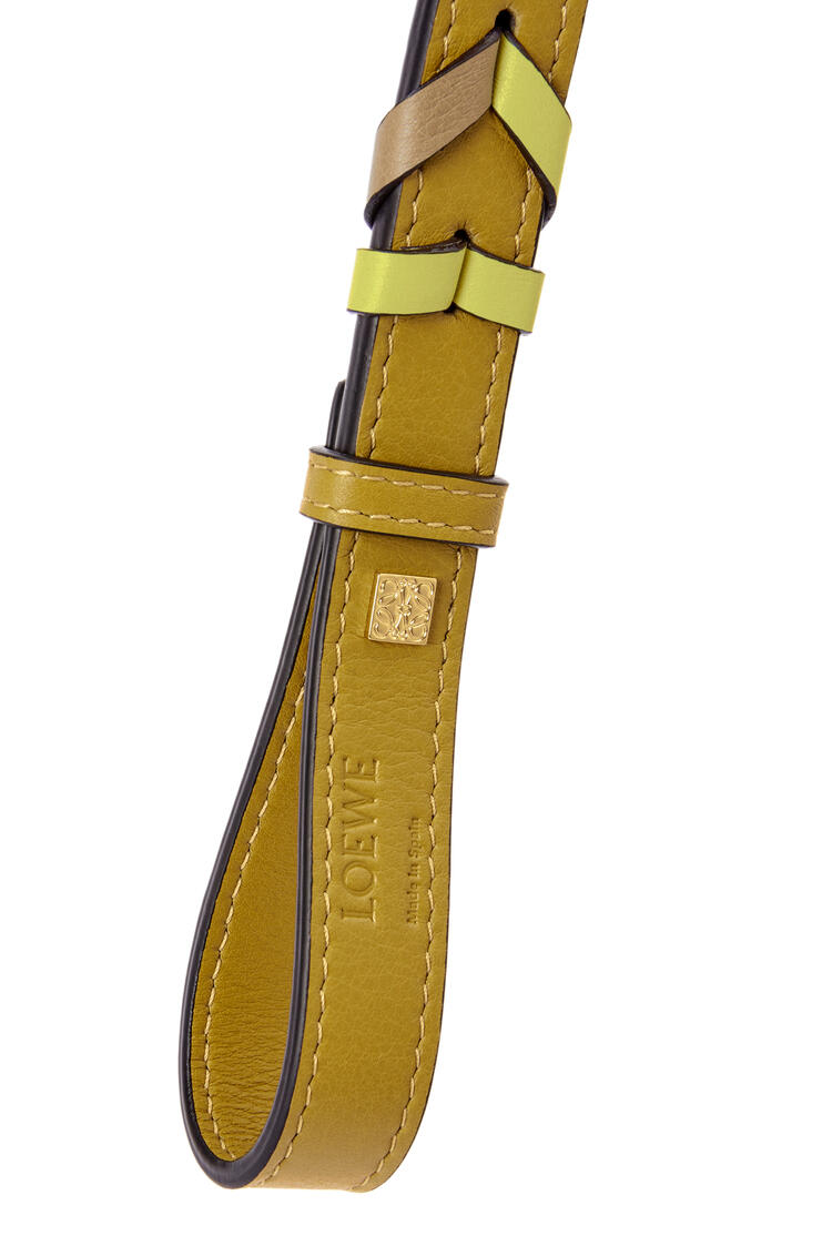 LOEWE Short braided strap in classic calfskin Ochre/Laurel Green pdp_rd