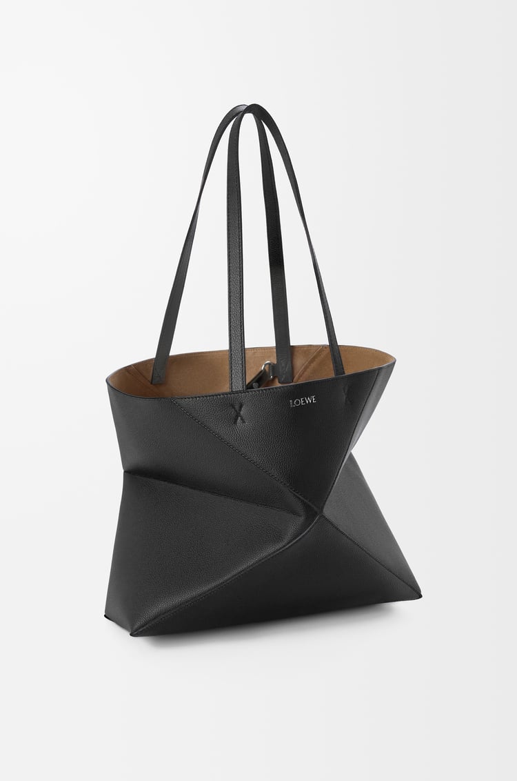 LOEWE Bolso Puzzle Fold tote horizontal mediano en piel de ternera graneada Negro