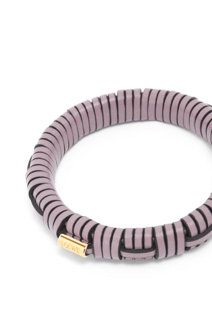 LOEWE Woven bangle in brass and classic calfskin Dirty Mauve plp_rd