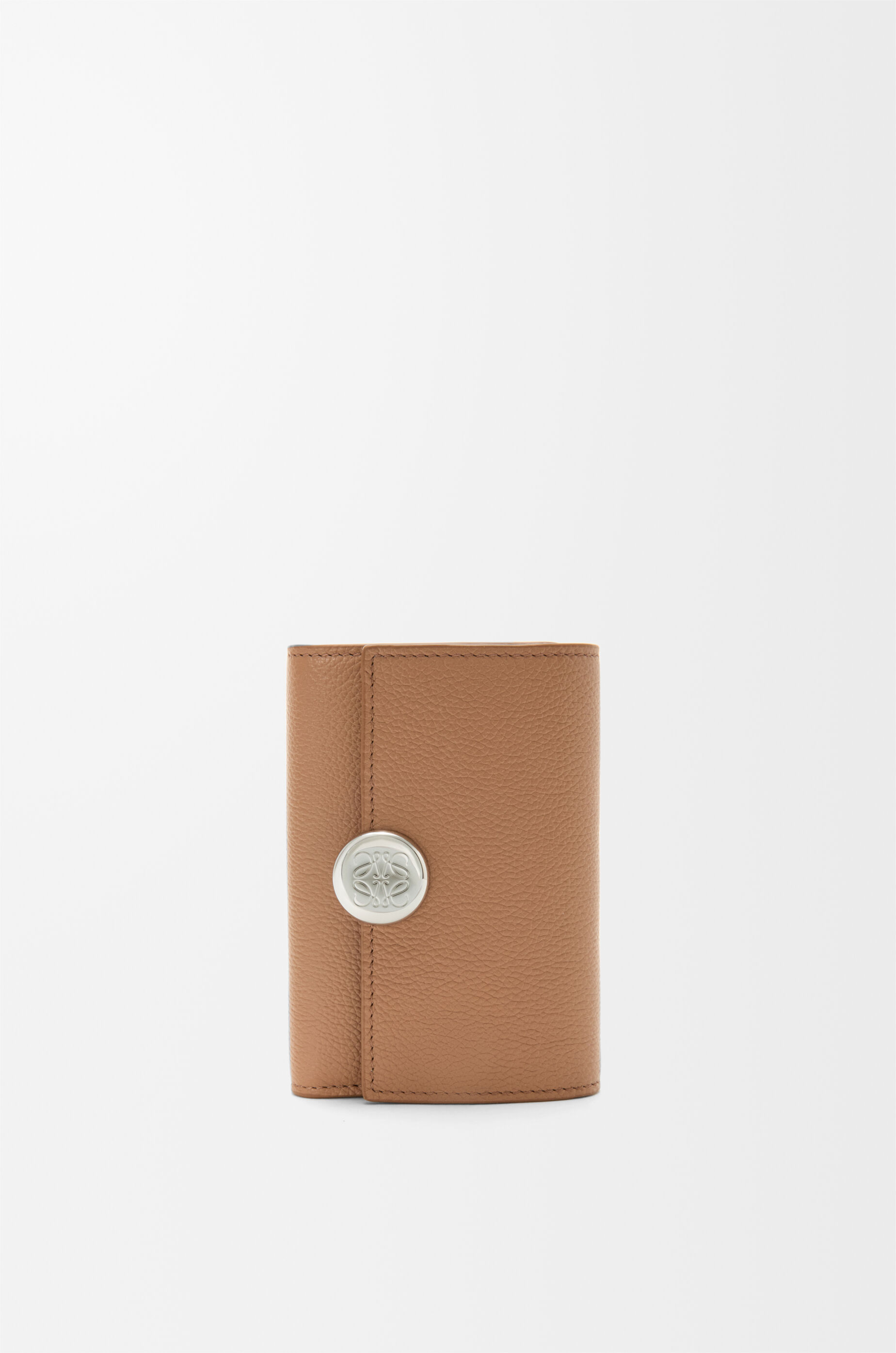 新品✨ロエベ アナグラム ペブル バーティカルウォレット スモール ベージュ ぺブル バーティカル ウォレット スモール（シャイニーナパカーフ