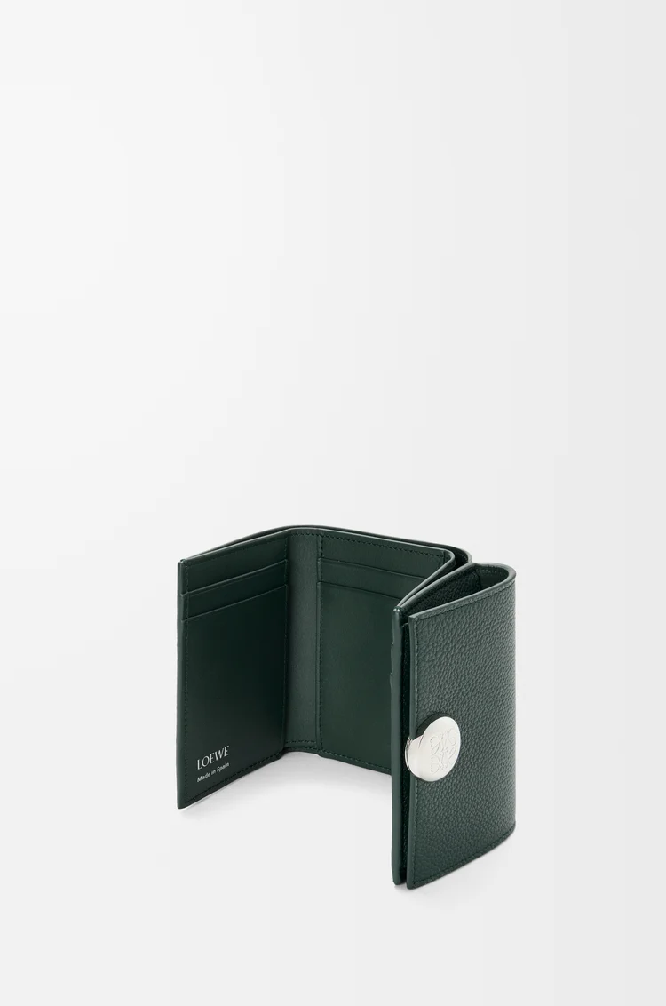 LOEWE Pebble trifold wallet in pebble grain calfskin Sherwood