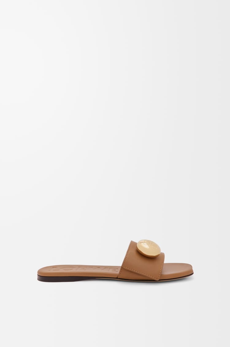 LOEWE ペブル スライド（ソフトカーフ） オーク