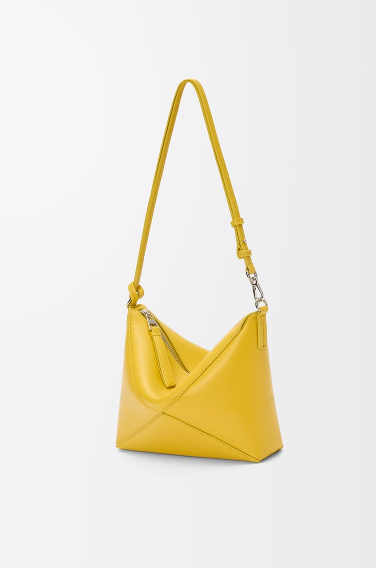 LOEWE パズルフォルド ポーチ（シャイニーナパカーフ） ダンデライオン
