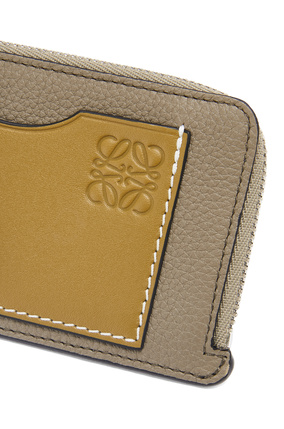 LOEWE Coin cardholder in soft grained calfskin Laurel Green/Ochre plp_rd