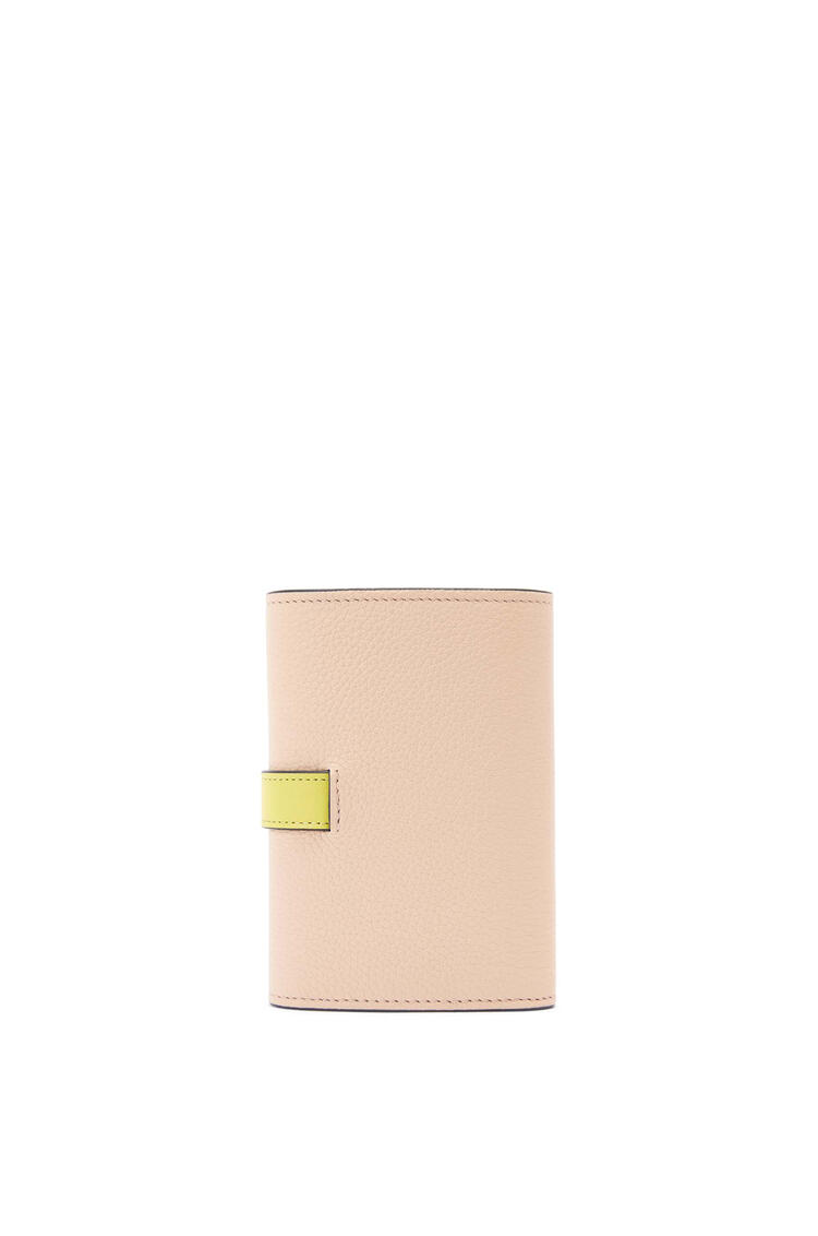 LOEWE Small vertical wallet in soft grained calfskin Nude/Citronelle