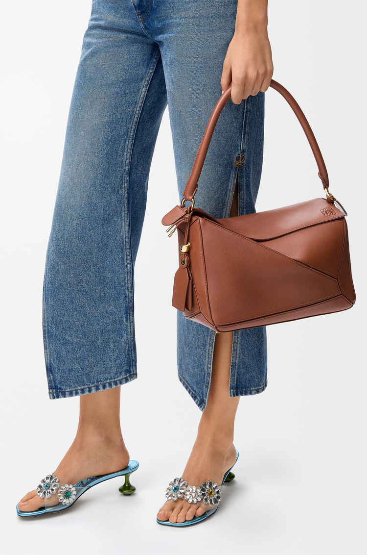 LOEWE Medium Puzzle Featherlight bag in nappa lambskin Pecan