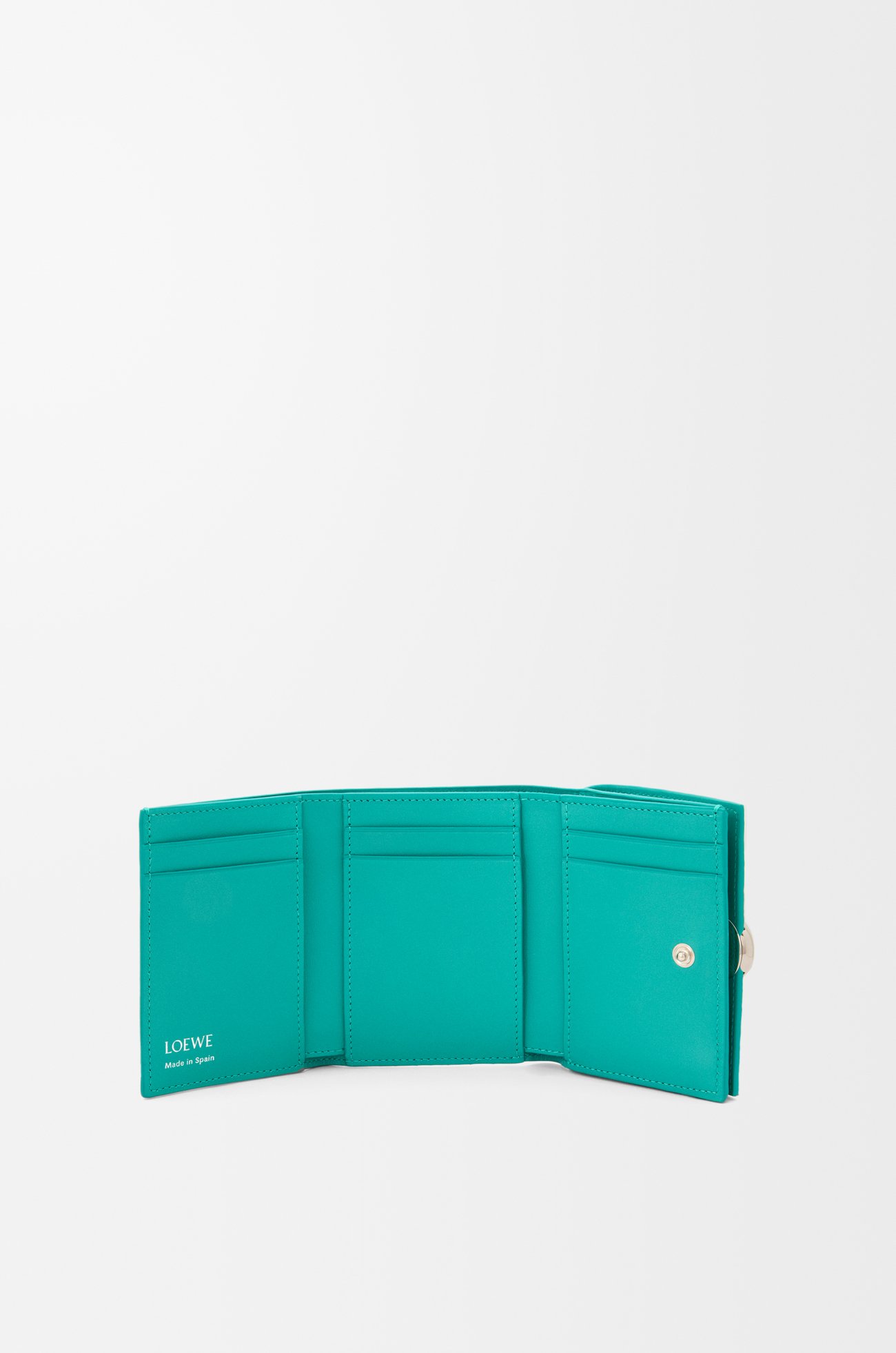 LOEWE Pebble trifold wallet in pebble grain calfskin Aquamarine