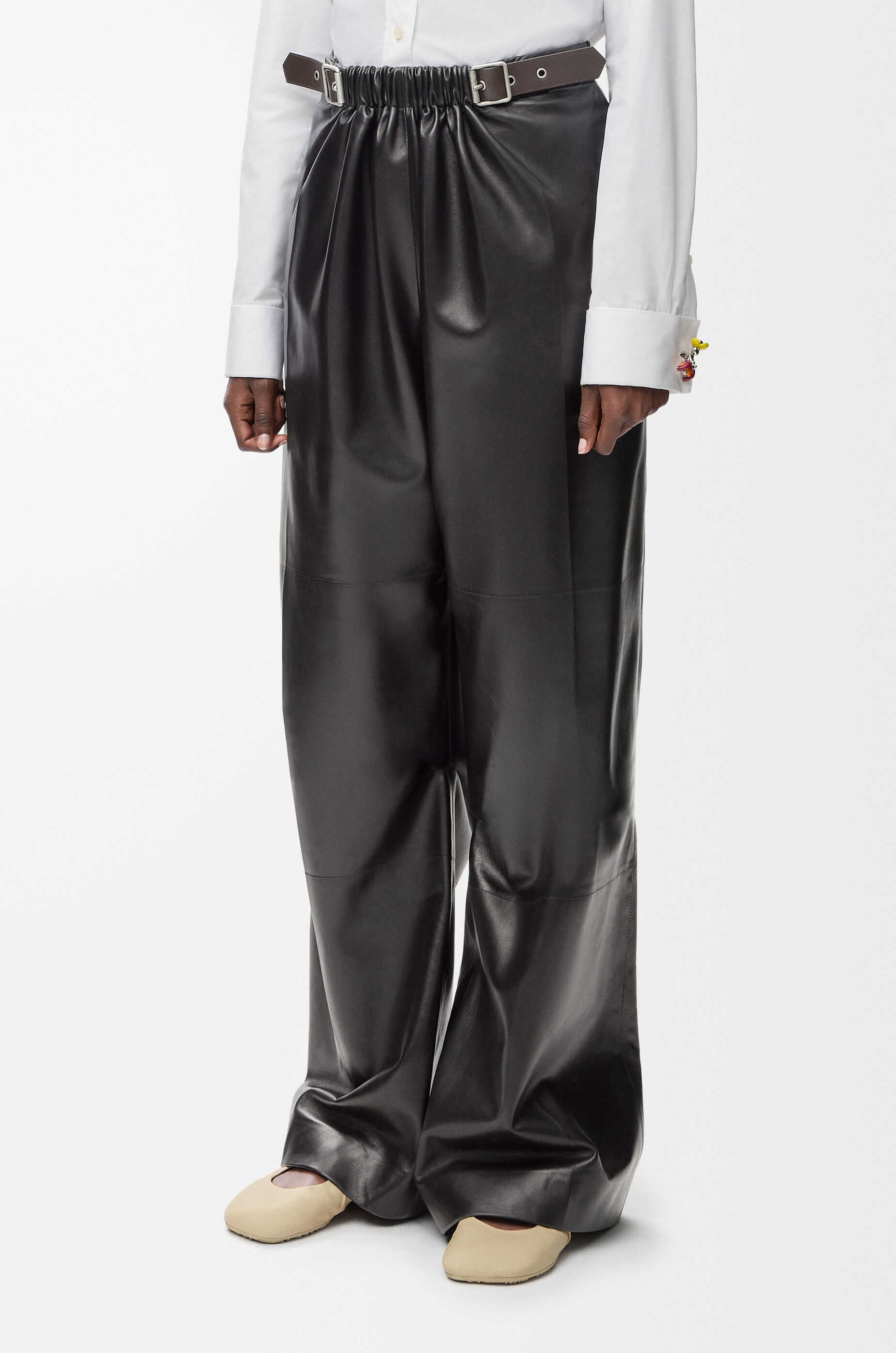 ベルテッド トラウザーズ（ナパラム） ブラック - LOEWE Japan