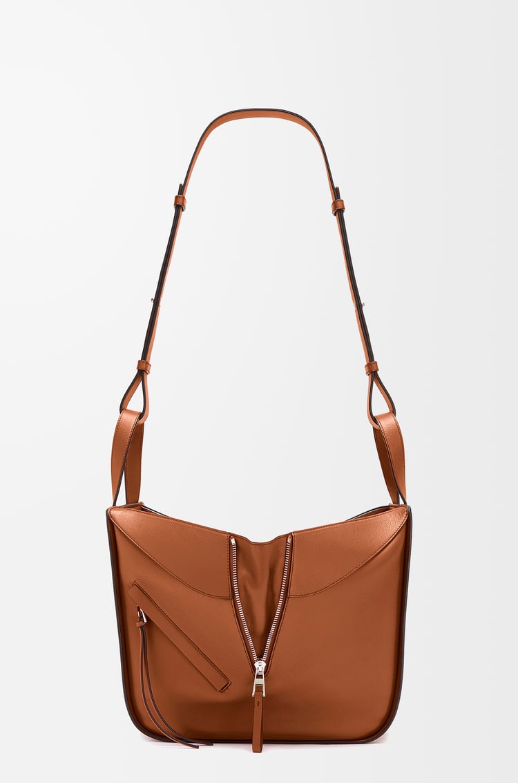 LOEWE Small Hammock bag in classic calfskin Tan