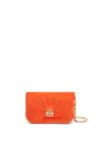 LOEWE 미니 퍼퍼 고야 백 - 벨벳 Coral Red