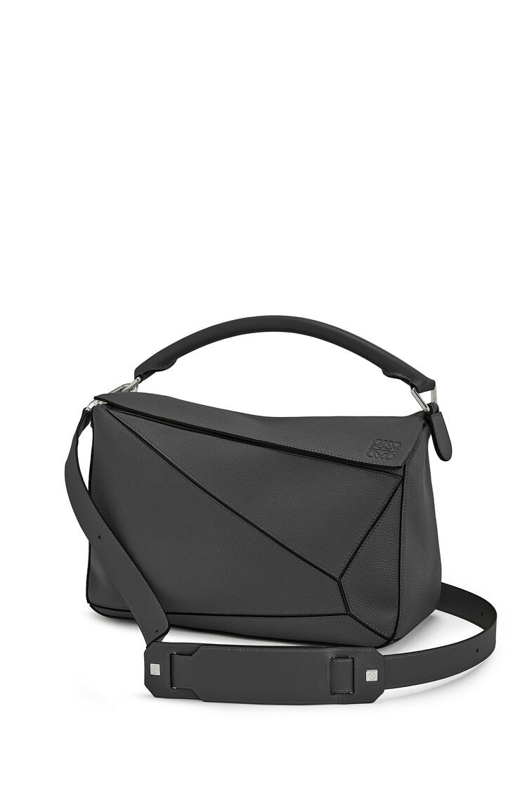 LOEWE Large Puzzle bag in soft grained calfskin Black pdp_rd