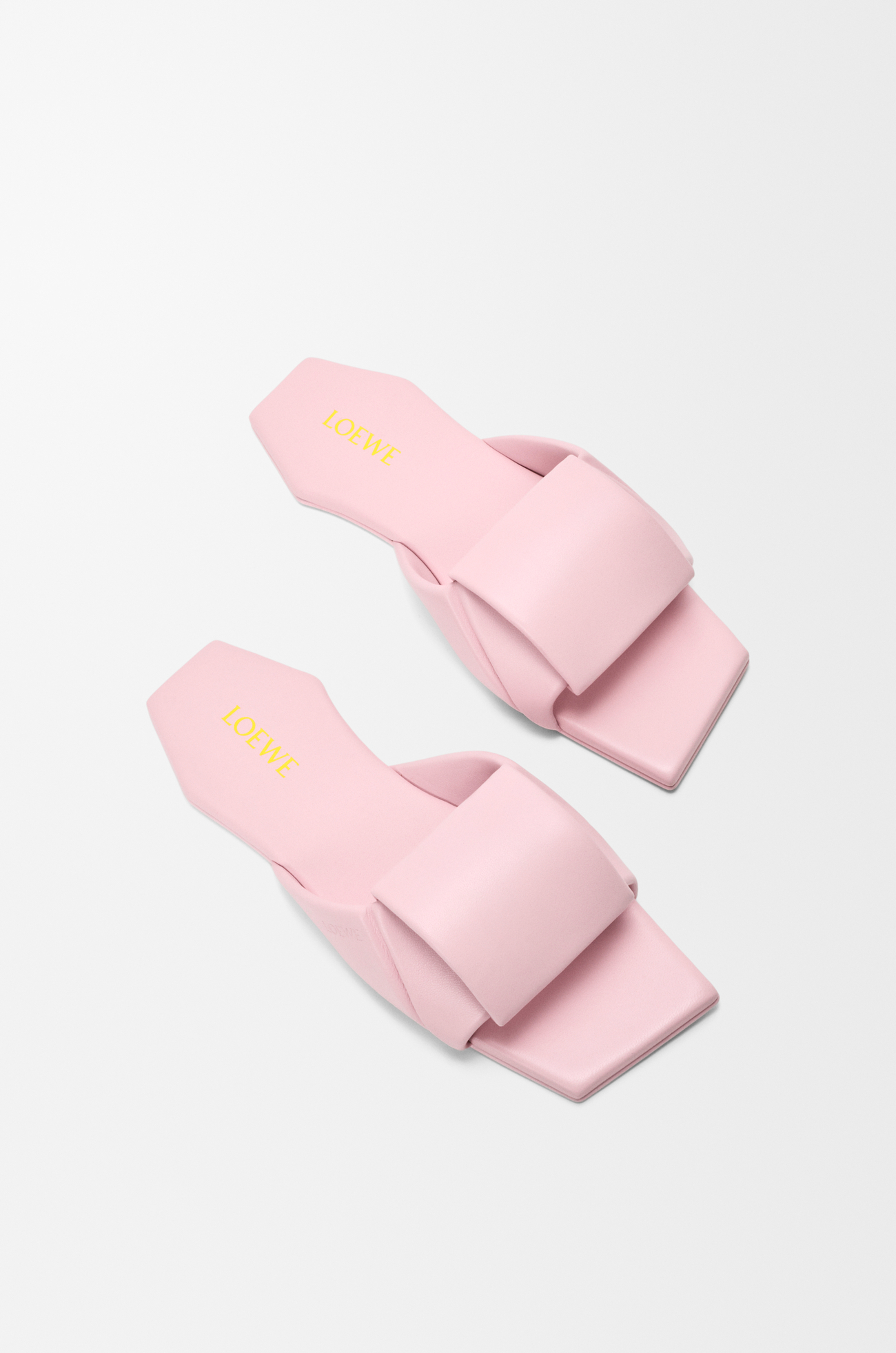 LOEWE Origami slide in lambskin Crystal Pink