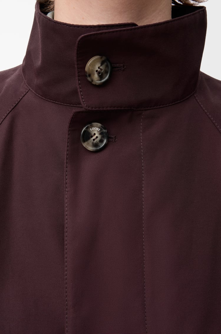 LOEWE Gabardina corta en mezcla de algodón Burdeos