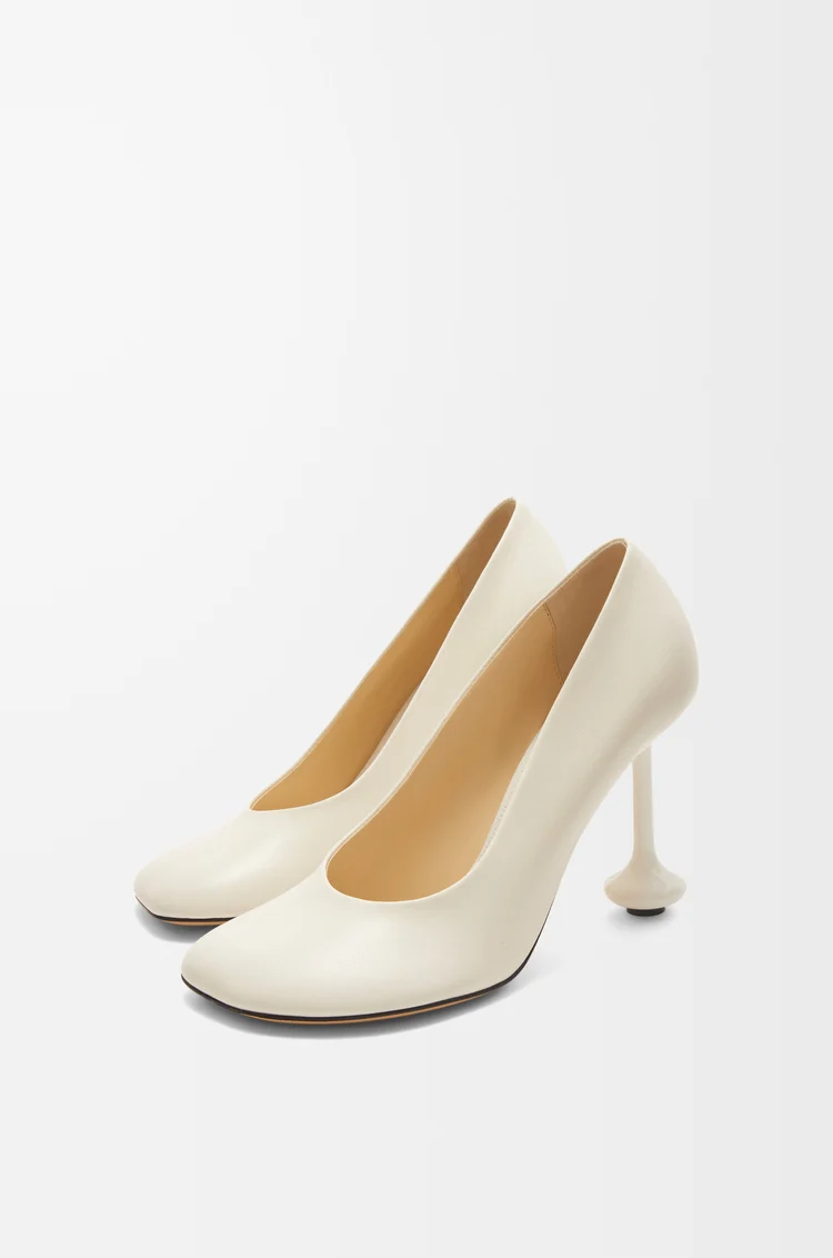 LOEWE Toy pump in goatskin White