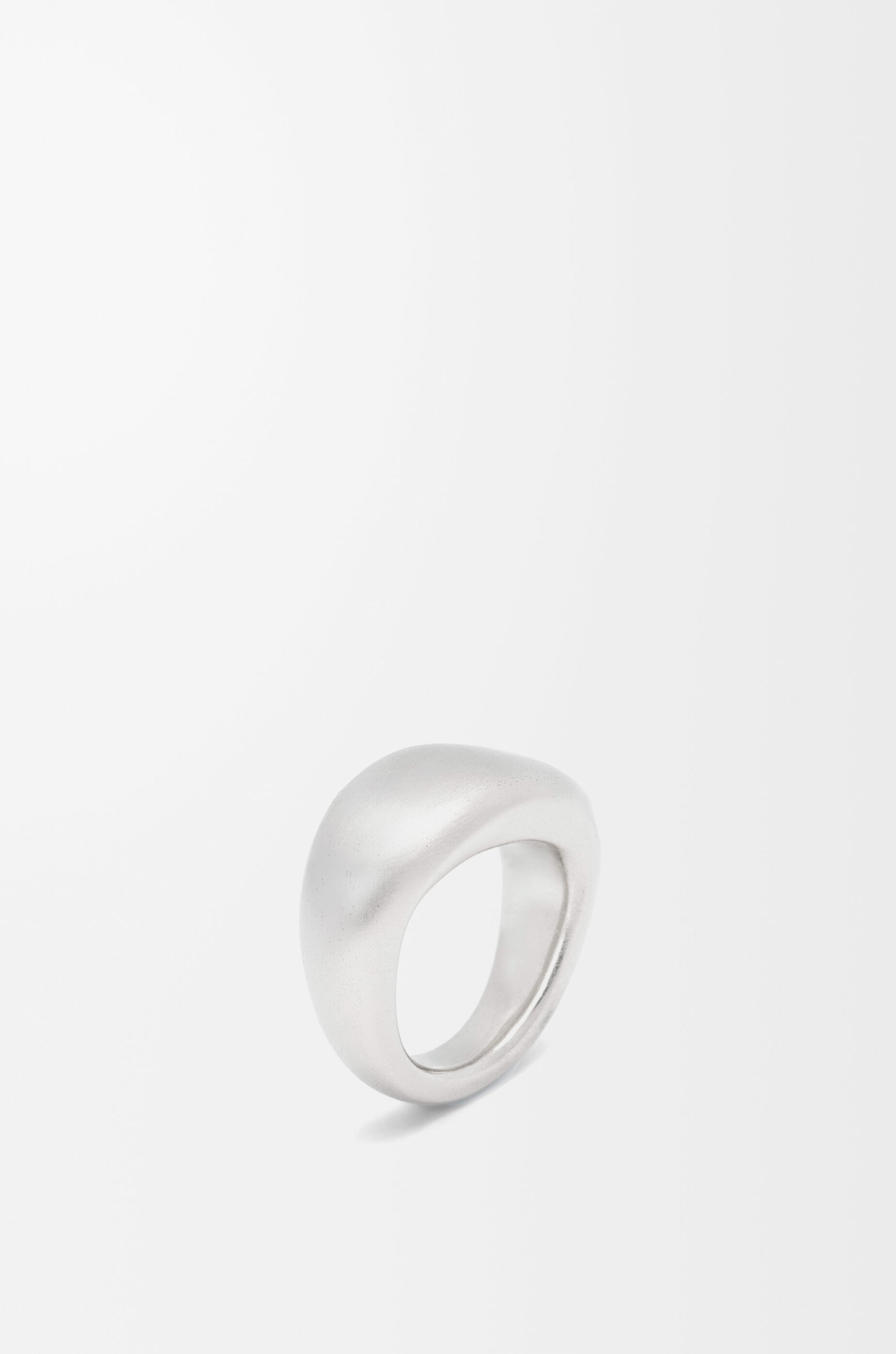 Signet ring in sterling silver Silver - LOEWE Signet ring in sterling silver Silver - LOEWE