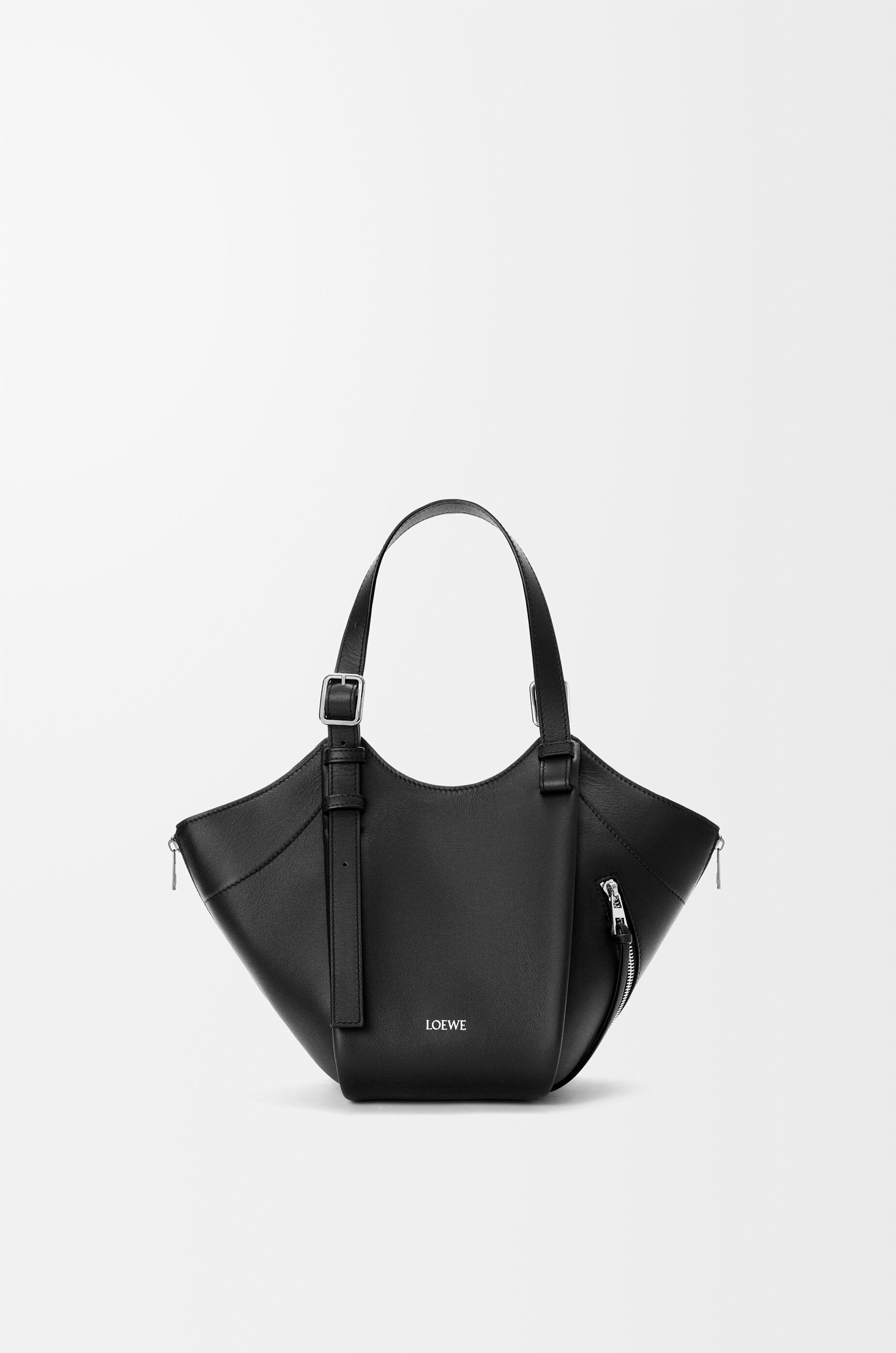 ハンモック フリップ バッグ（クラシックカーフ） ブラック - LOEWE