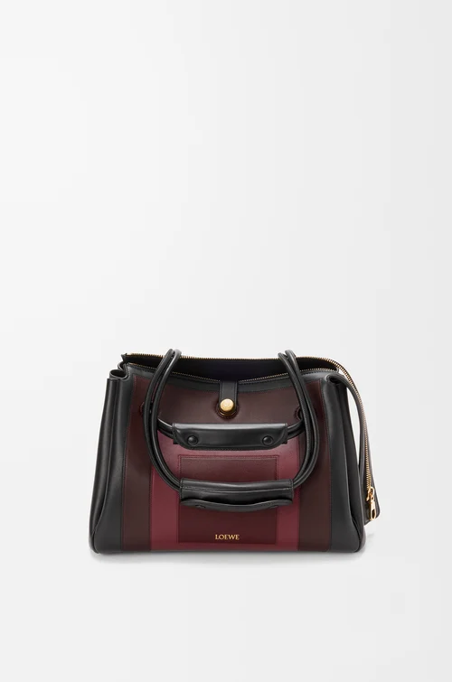 LOEWE マドリードバッグ（サプルカーフ） ブラック/バーガンディー