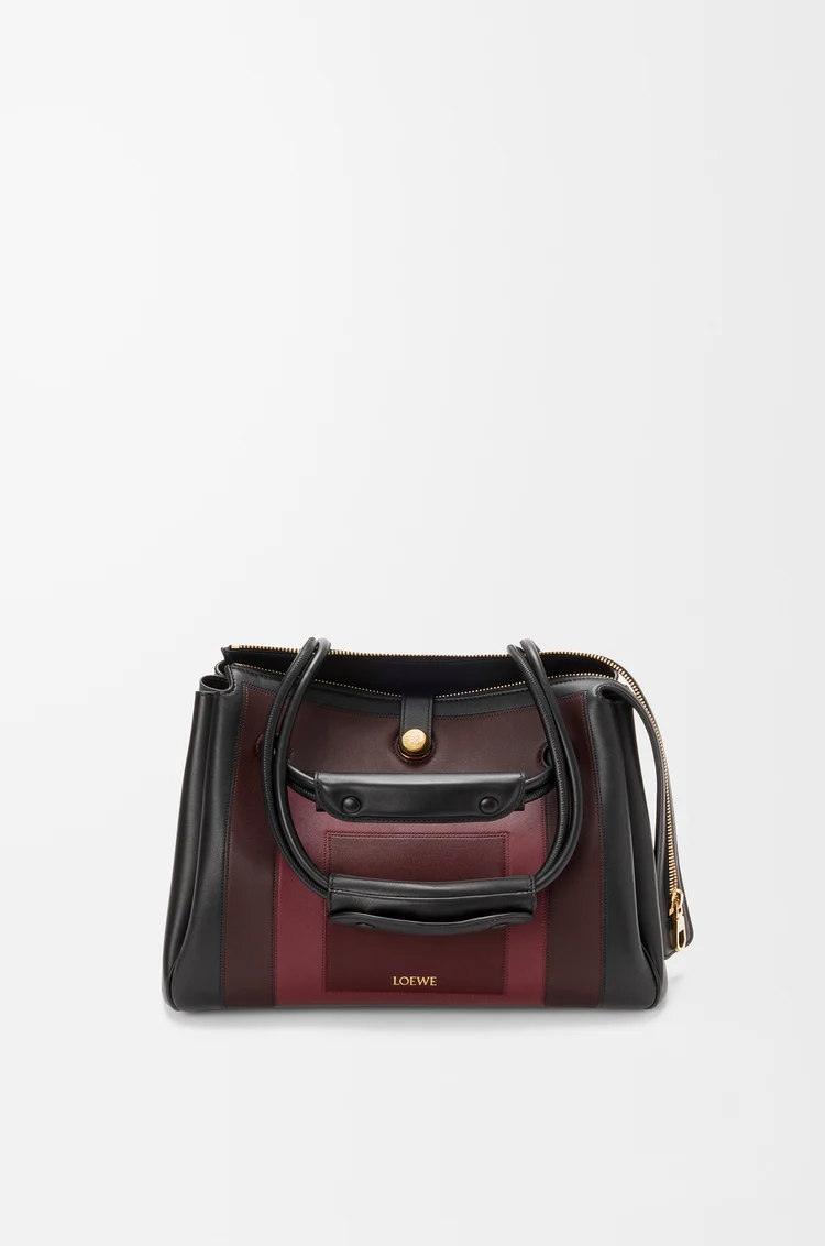 LOEWE マドリードバッグ（サプルカーフ） ブラック/バーガンディー