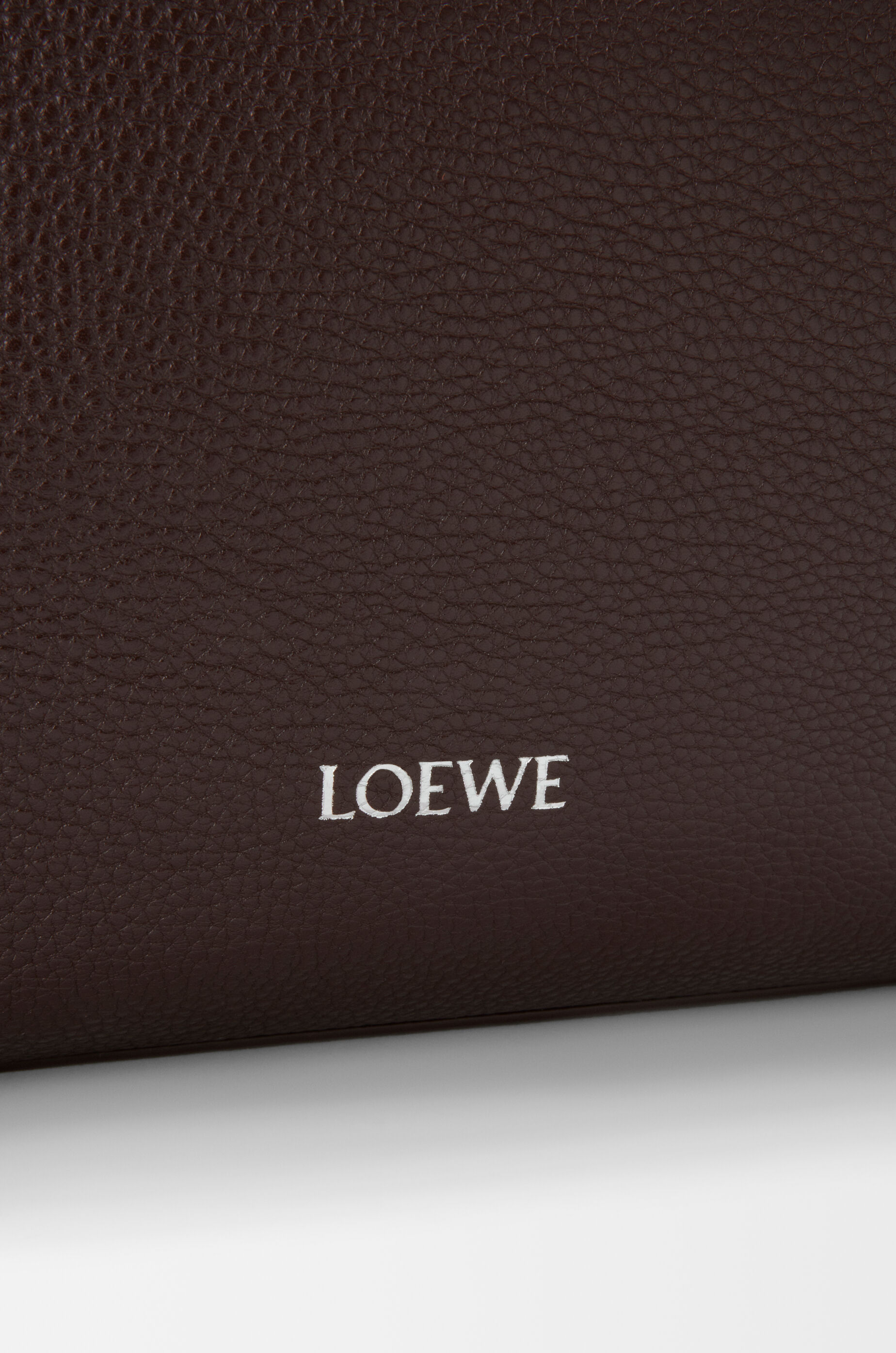 キュービィ クロスボディバッグ（サプルグレインカーフ） レッド