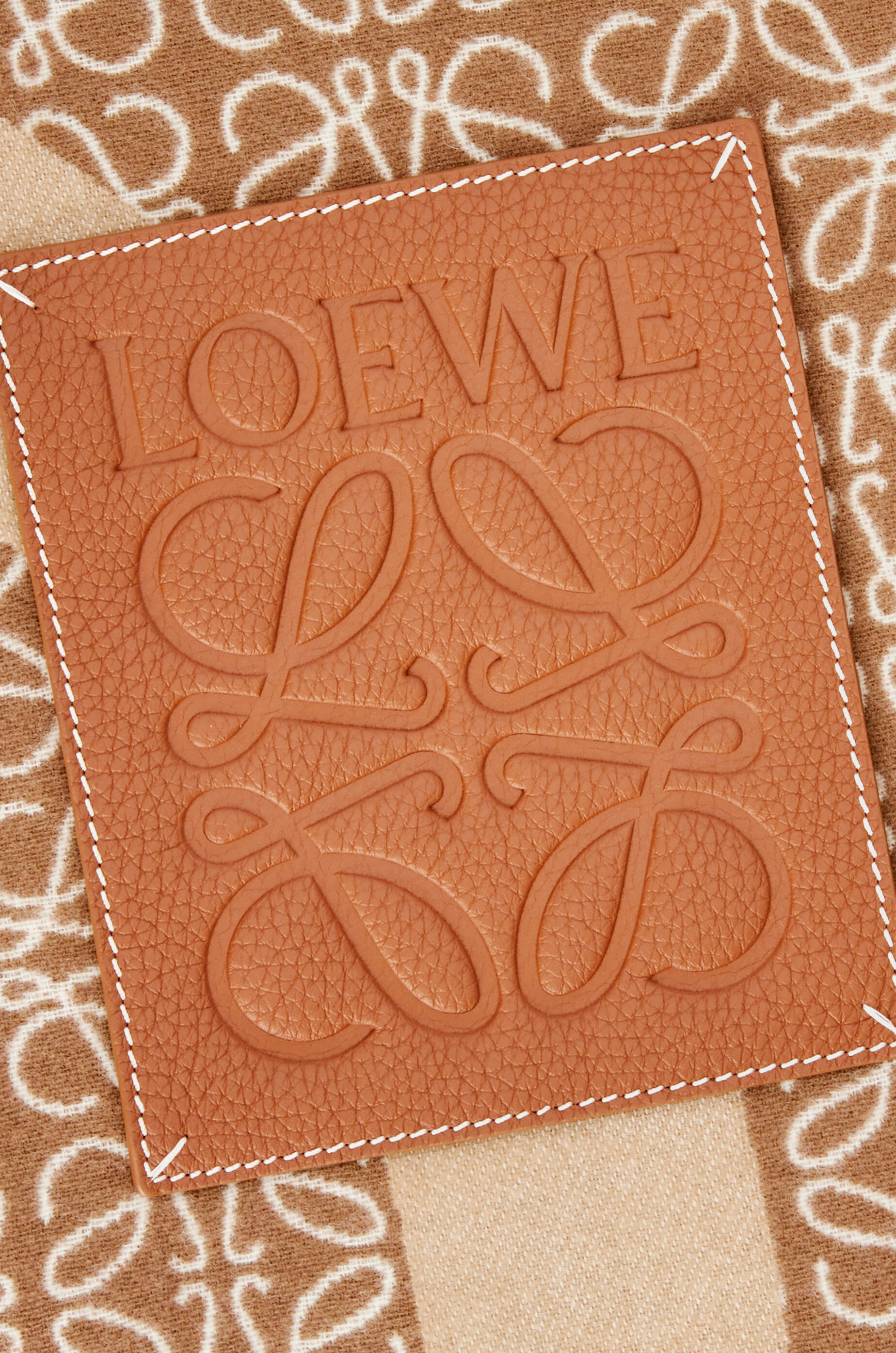 アナグラム ブランケット(ウール) ベージュ - LOEWE アナグラム ブランケット(ウール) ベージュ - LOEWE