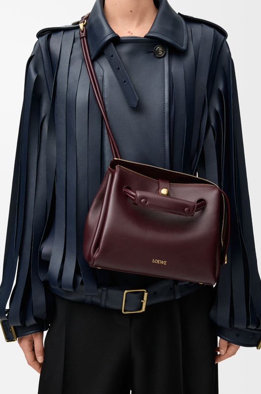 LOEWE 小号柔软牛皮革 Madrid 手袋 深酒红