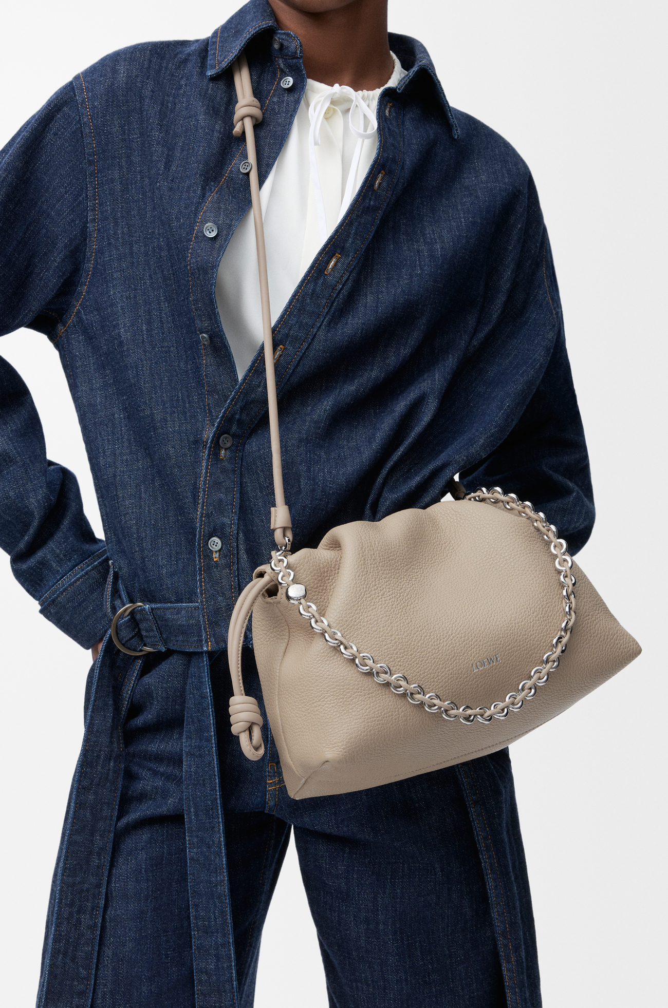 LOEWE Borsa Flamenco Purse media in pelle di vitello granata sottile Argilla