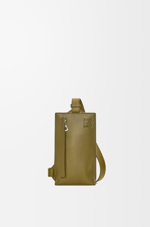 LOEWE Vertical T Pocket in soft grained calfskin Olive plp_rd