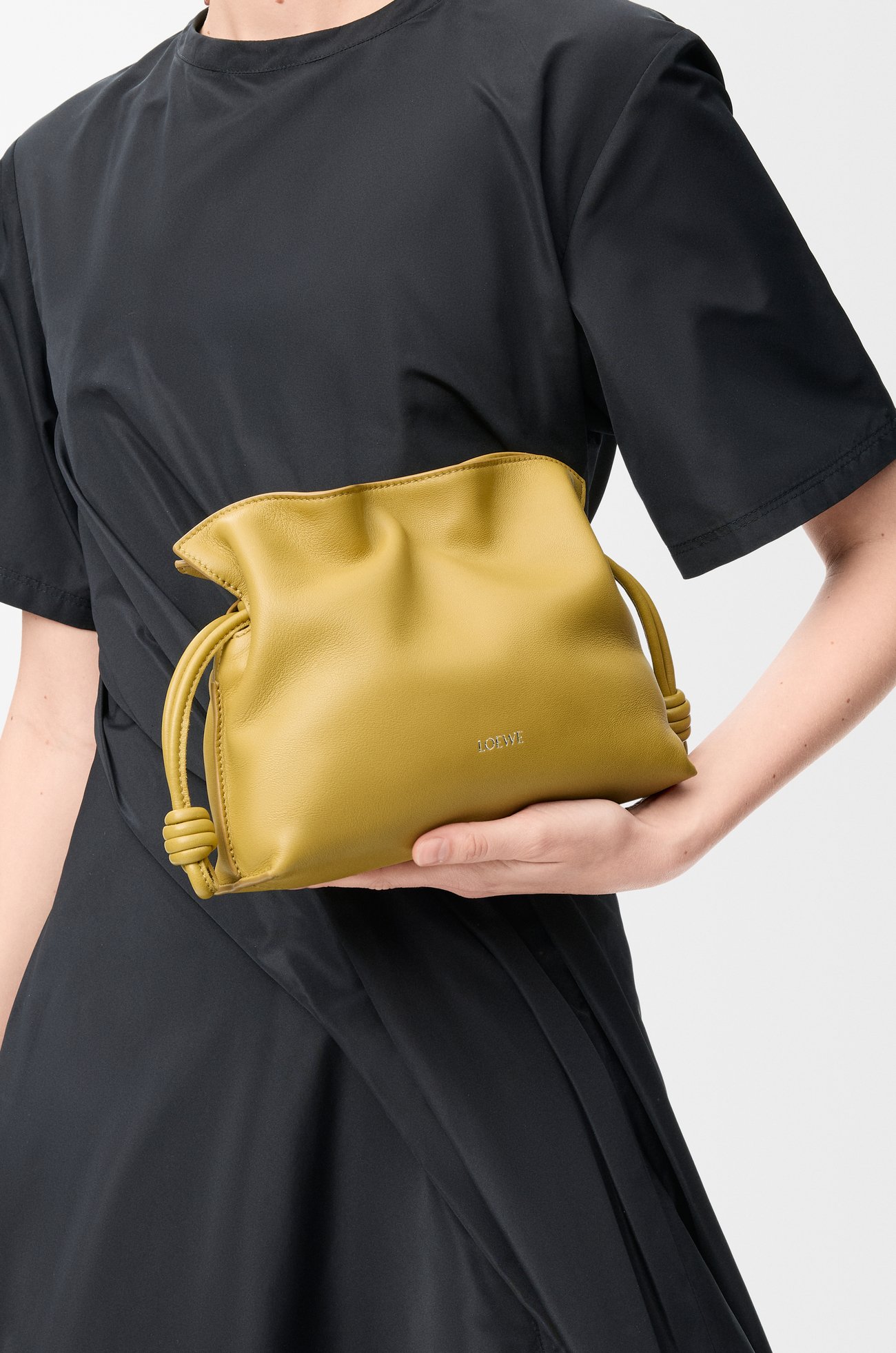 LOEWE フラメンコクラッチ ミニ（ナパカーフ） ジンジャー