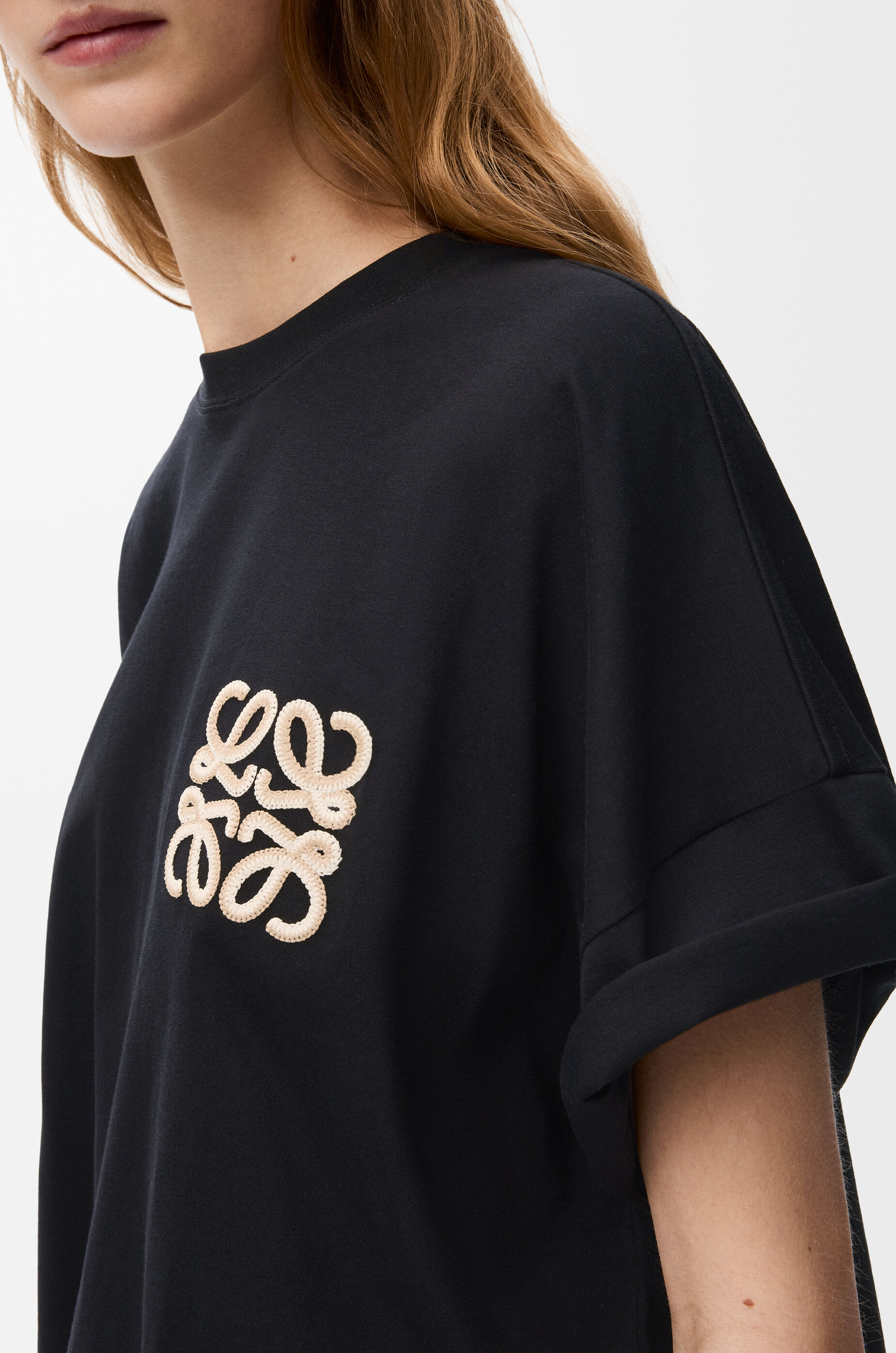 ボクシーフィット Tシャツ(コットン) ブラック - ロエベ 日本 公式サイト ボクシーフィット Tシャツ(コットン) ブラック - ロエベ 日本 公式サイト