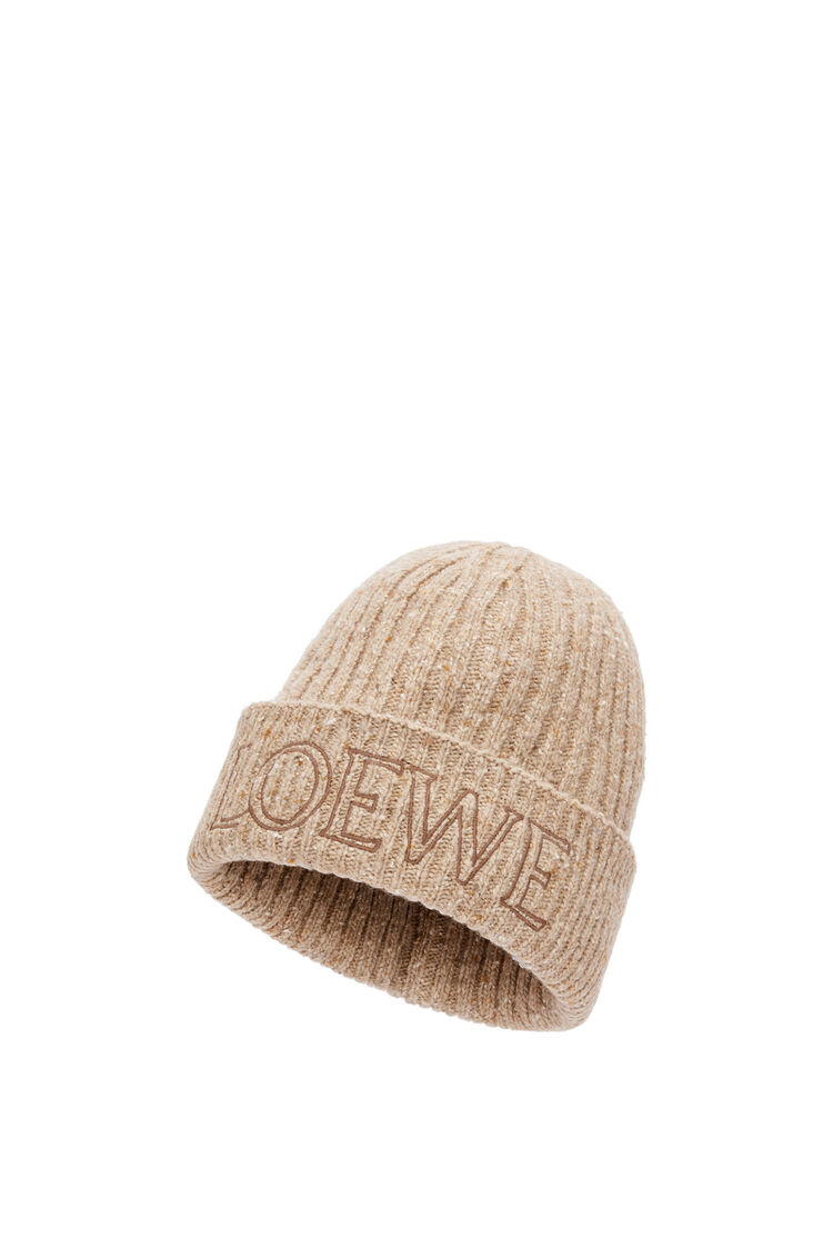 LOEWE　ロエベ　ベージュ　ニット帽　帽子 秋冬