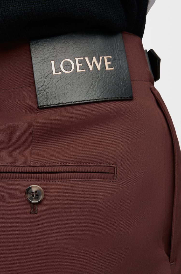 LOEWE Falda con cinturón en algodón y seda Café