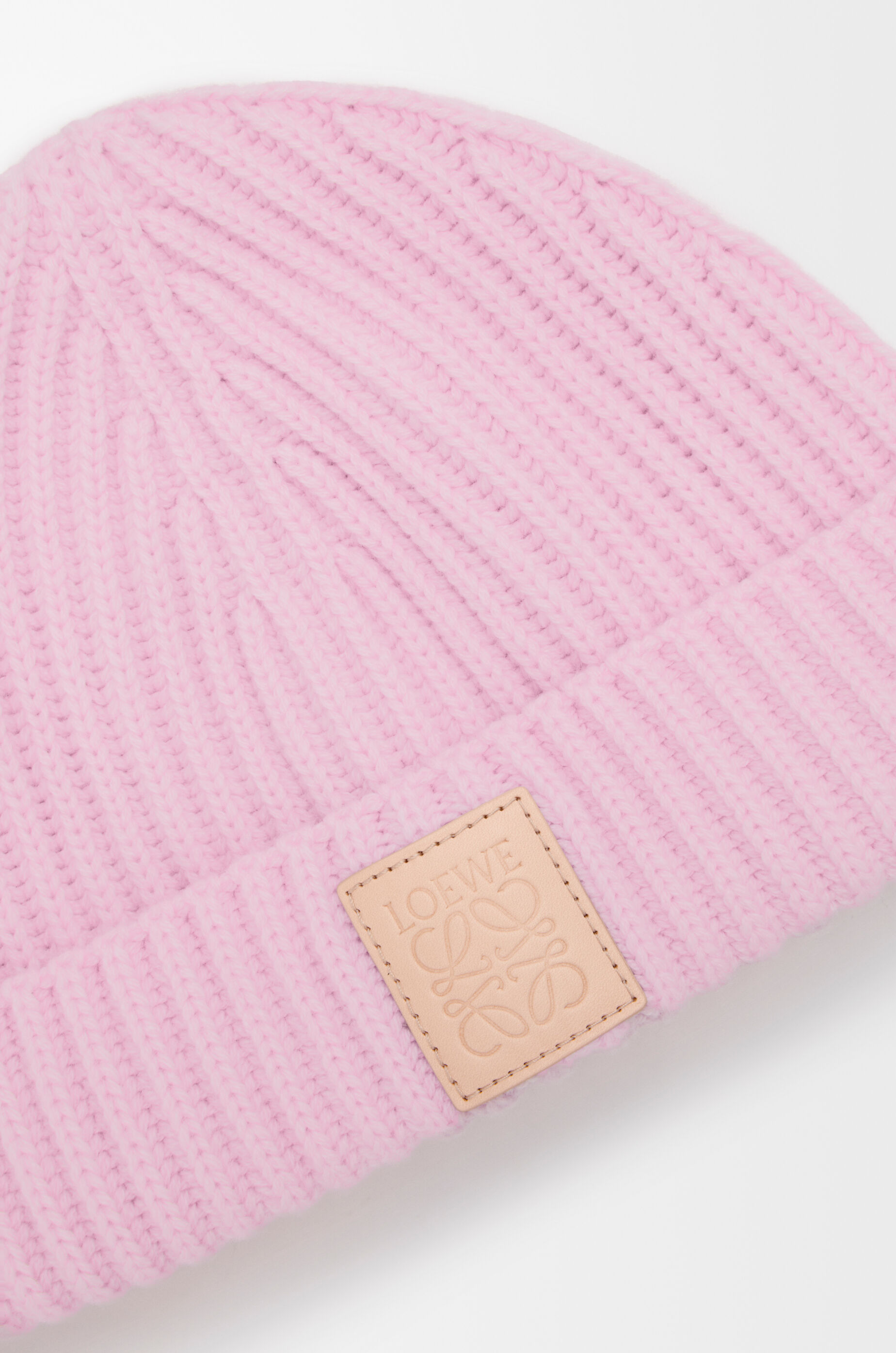大人気【LOEWE】Beanie in Cashmere LOEWE Cashmere Beanie Hat | Black | FARFETCH