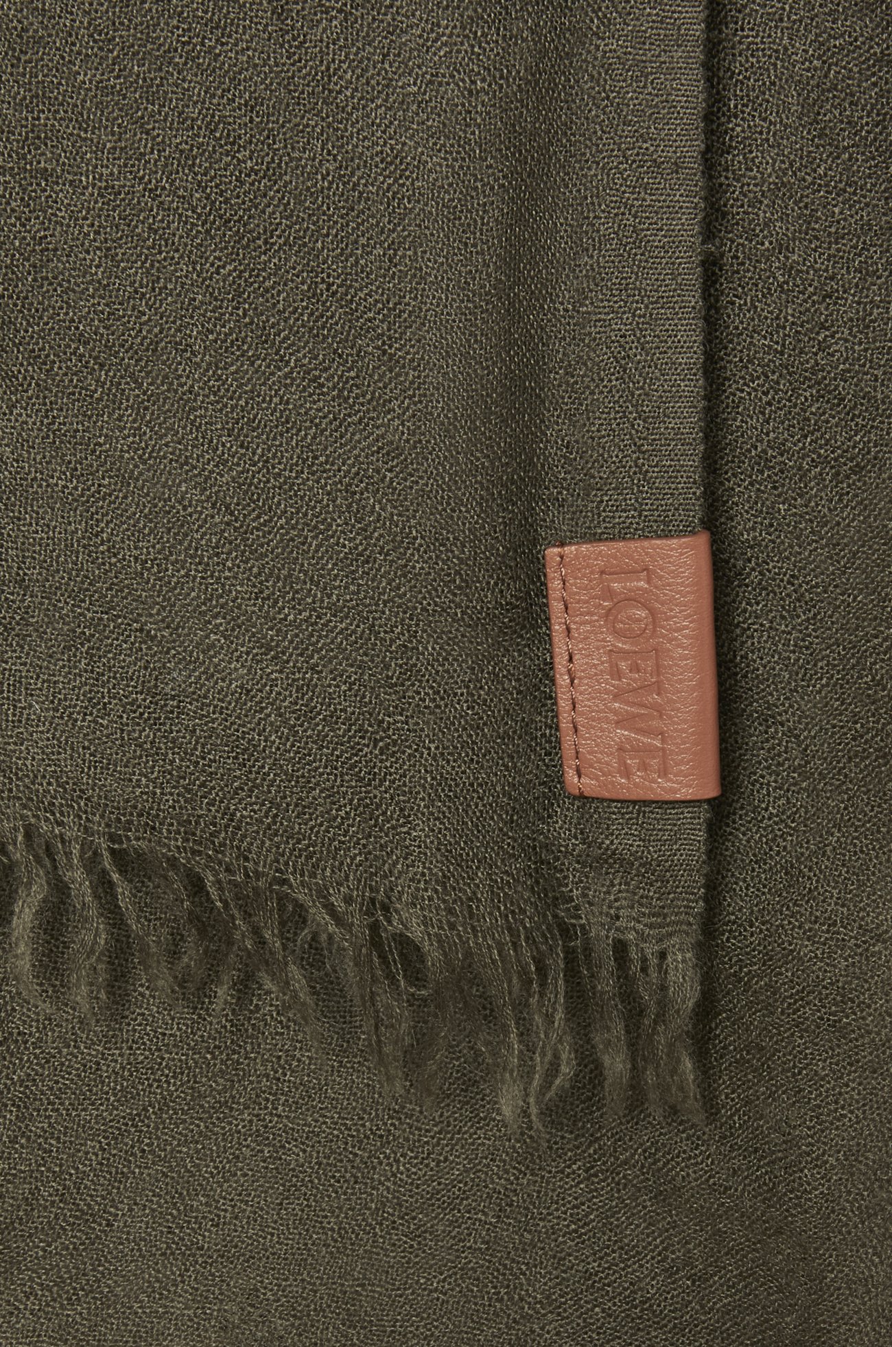 LOEWE 羊绒围巾 茶叶沫釉