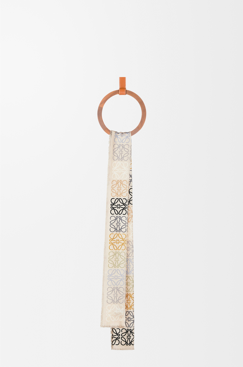 Anagram scarf in wool, silk and cashmere