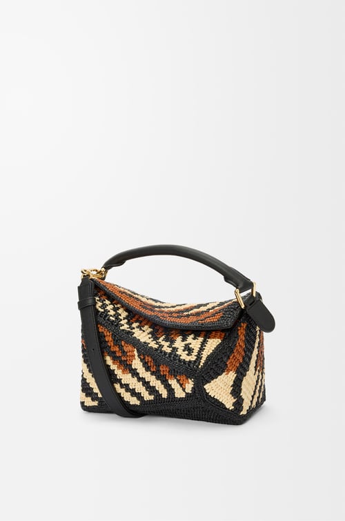 LOEWE Small Puzzle Edge bag in raffia and calfskin Black/Honey Gold