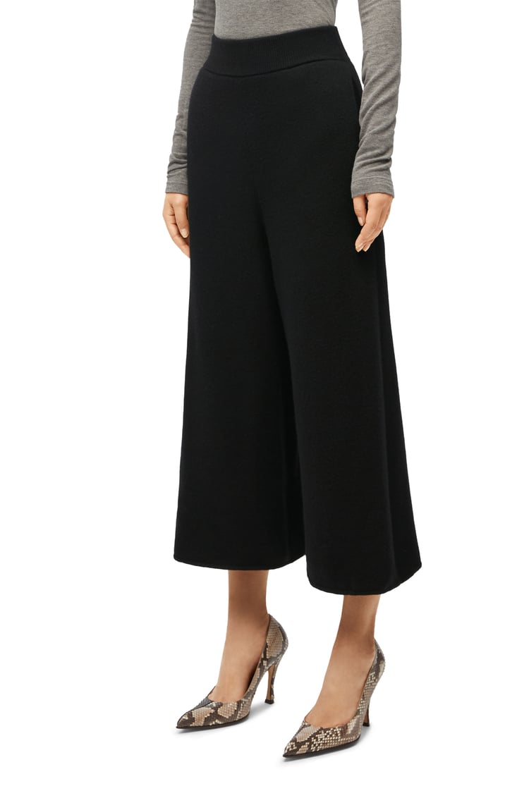 LOEWE Cropped trousers in cashmere Black