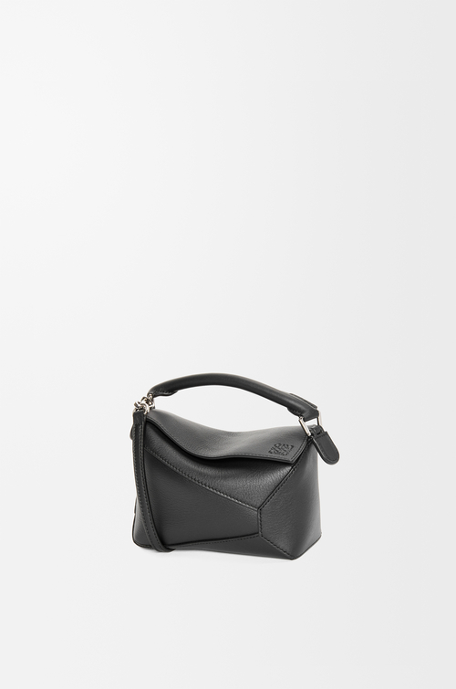 LOEWE Mini Puzzle Edge Tasche aus klassischem Kalbsleder Schwarz