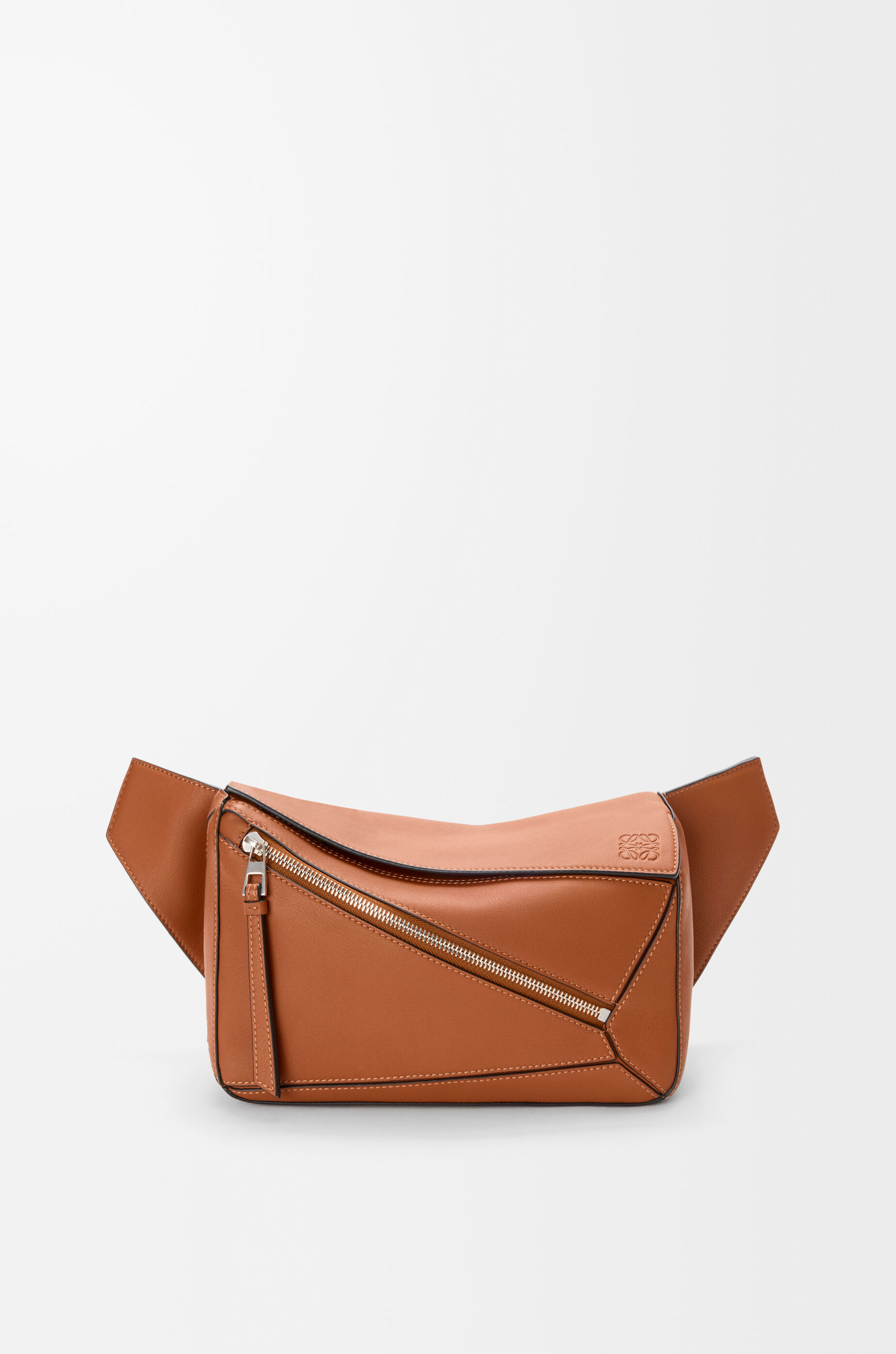 LOEWE パズル　スモール　バムバッグ パズル バムバッグ スモール（クラシックカーフ） ブラウン - LOEWE