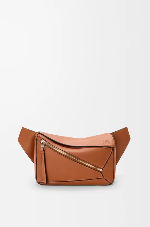 LOEWE 小型經典小牛皮 Puzzle 腰包 棕褐色