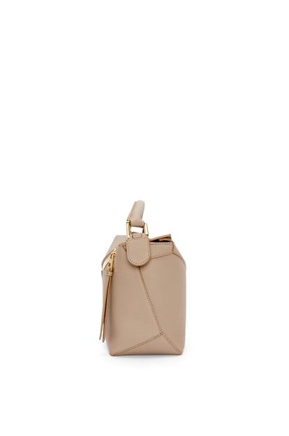 LOEWE Small Puzzle bag in soft grained calfskin 沙色 plp_rd