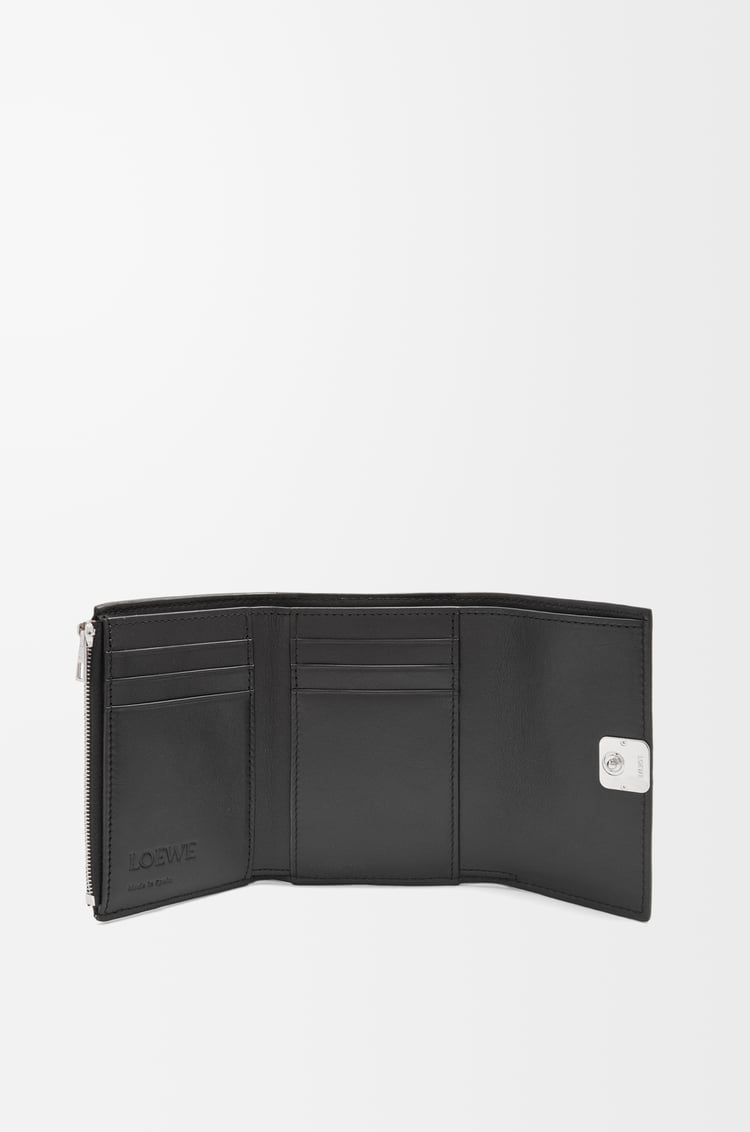 LOEWE Cartera vertical pequeña Anagram en piel de ternera Negro