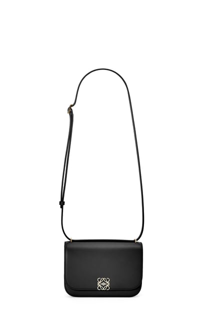 LOEWE Small Goya bag in silk calfskin 黑色 plp_rd