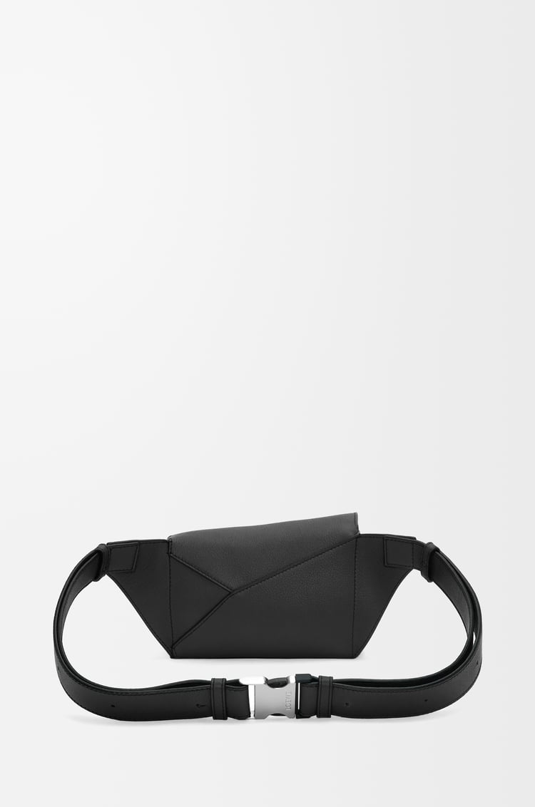 LOEWE Riñonera Puzzle mini en piel de ternera Negro
