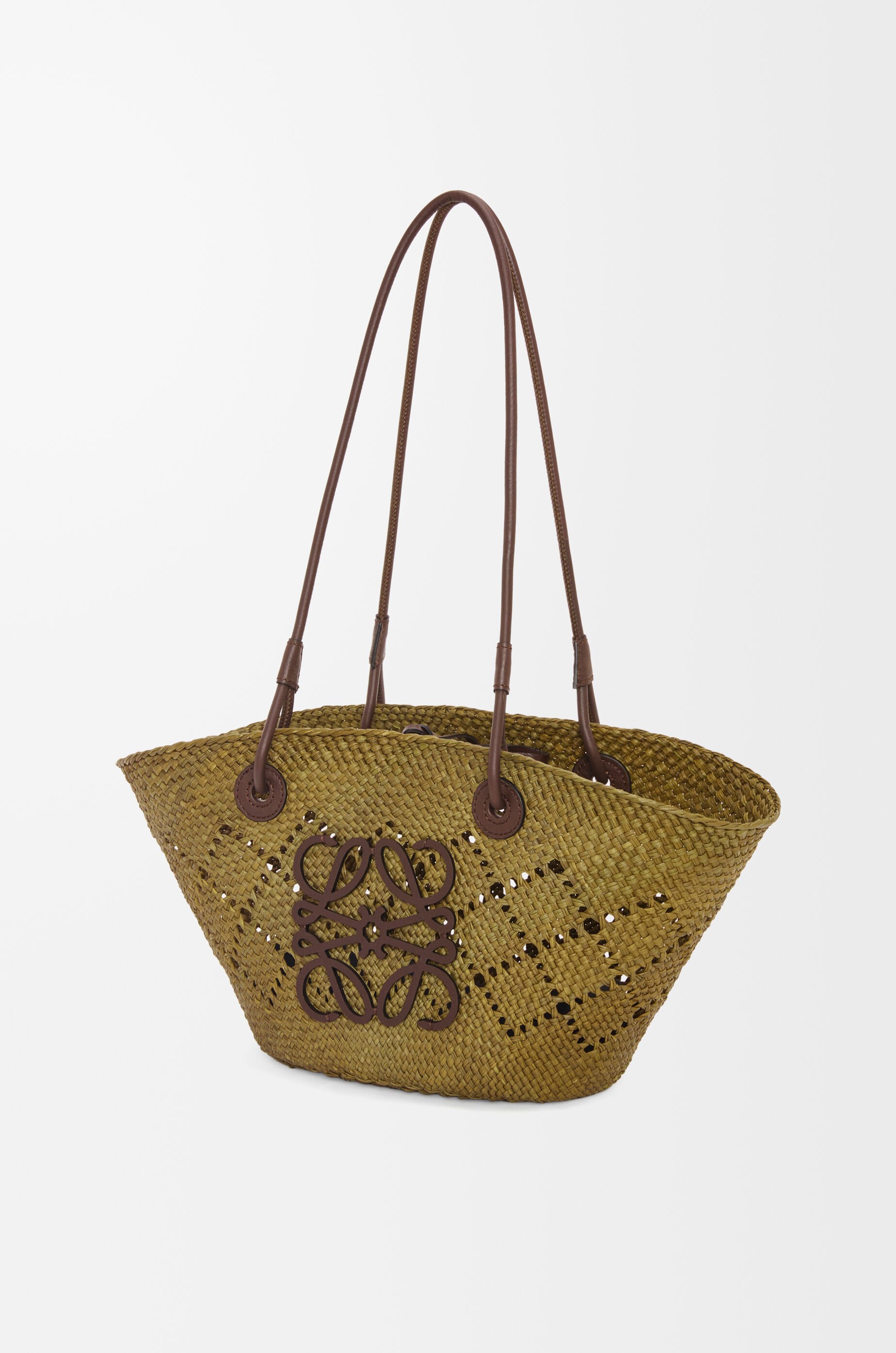 LOEWE】ロエベ バスケットバッグ スモールサイズ かごバッグ (LOEWE/かごバッグ) A223S93X04【BUYMA】
