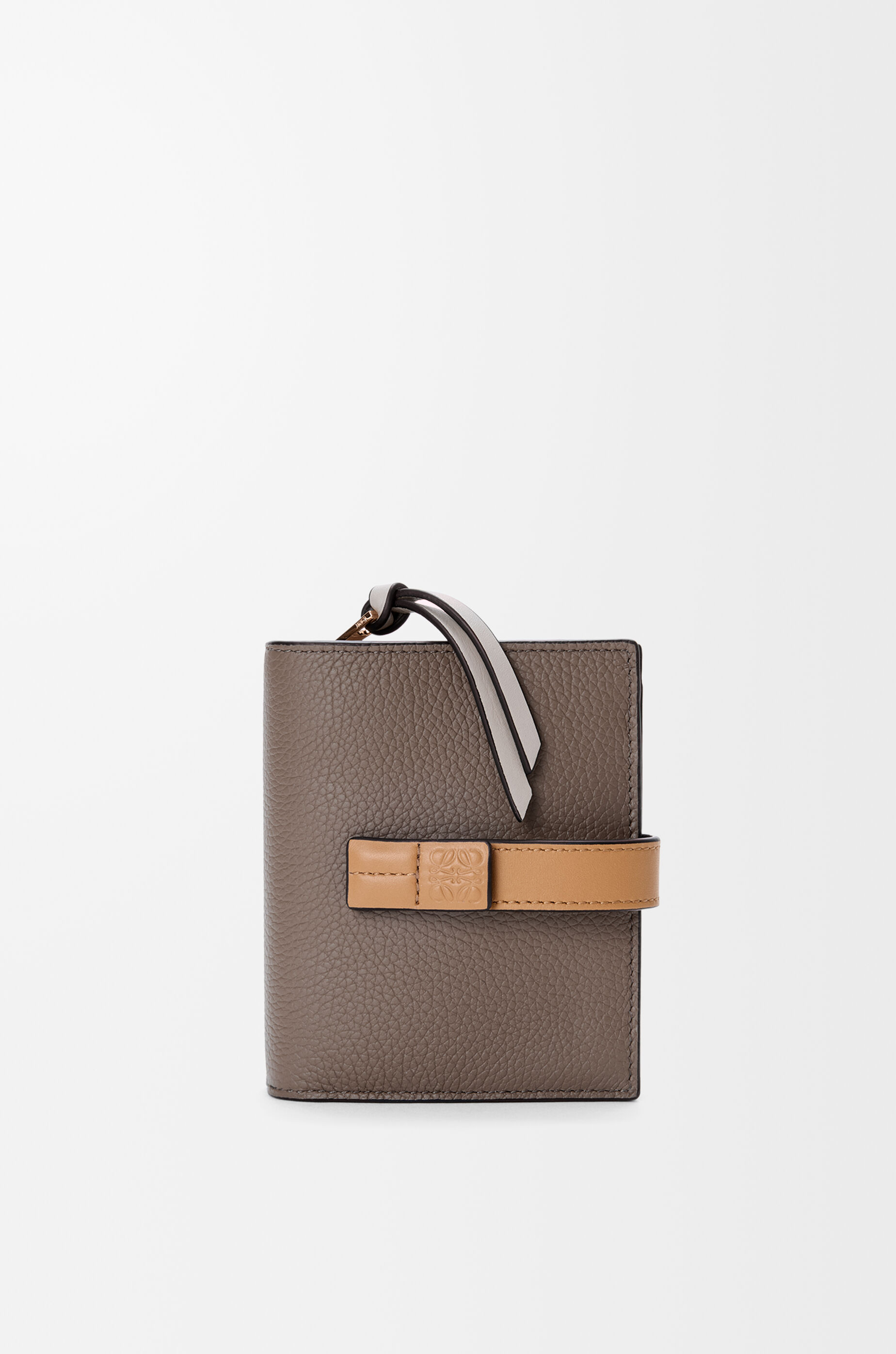 Compact zip wallet in soft grained calfskin Brown - LOEWE